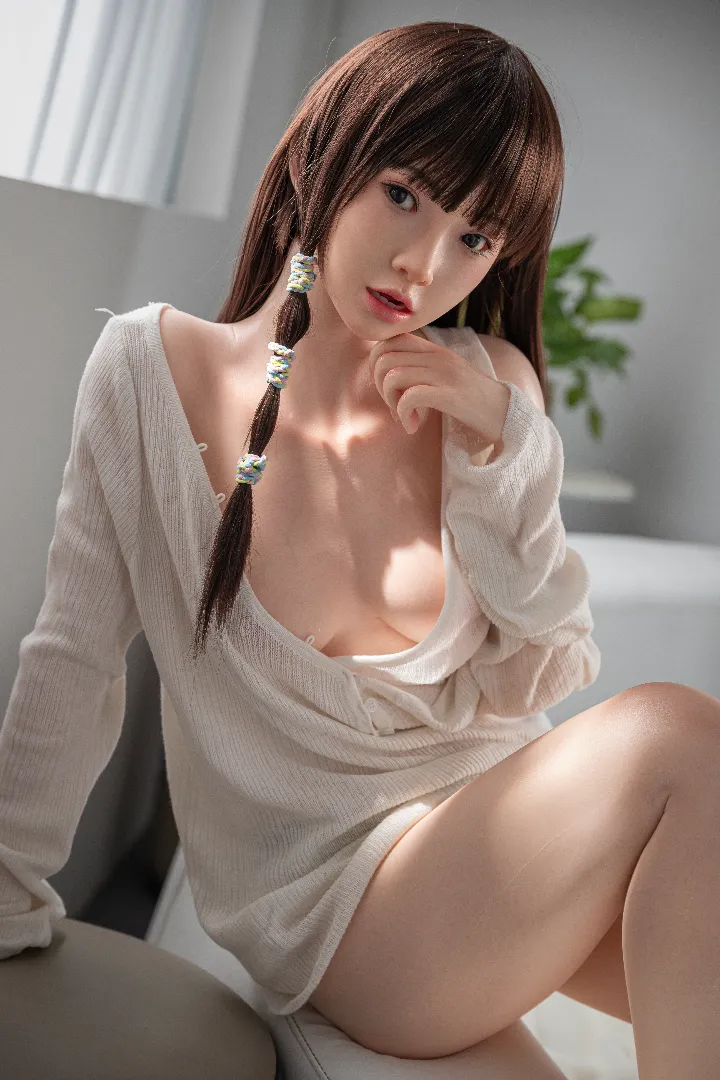 149cm (4ft11) B-Cup Texture de Peau Réelle Silicone Poupée sexuelle Miyu, ROS Tête #103B